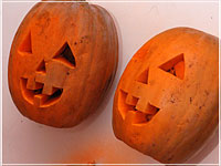 Чёрное и белое, добро и зло в ночь Halloween